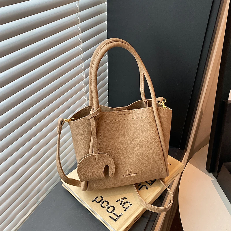 【长23高17厚10】新款时尚轻奢百搭潮流女士单肩斜挎包1189卡其