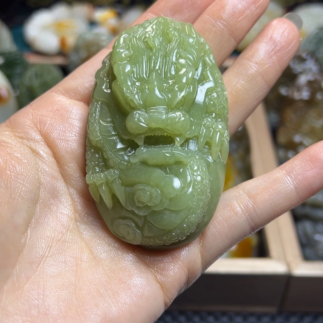 老***)和田玉未镶嵌把件