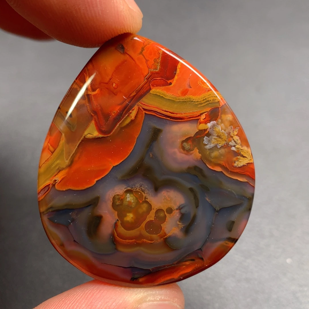 未镶嵌颈饰玛瑙/玉髓躺**赢