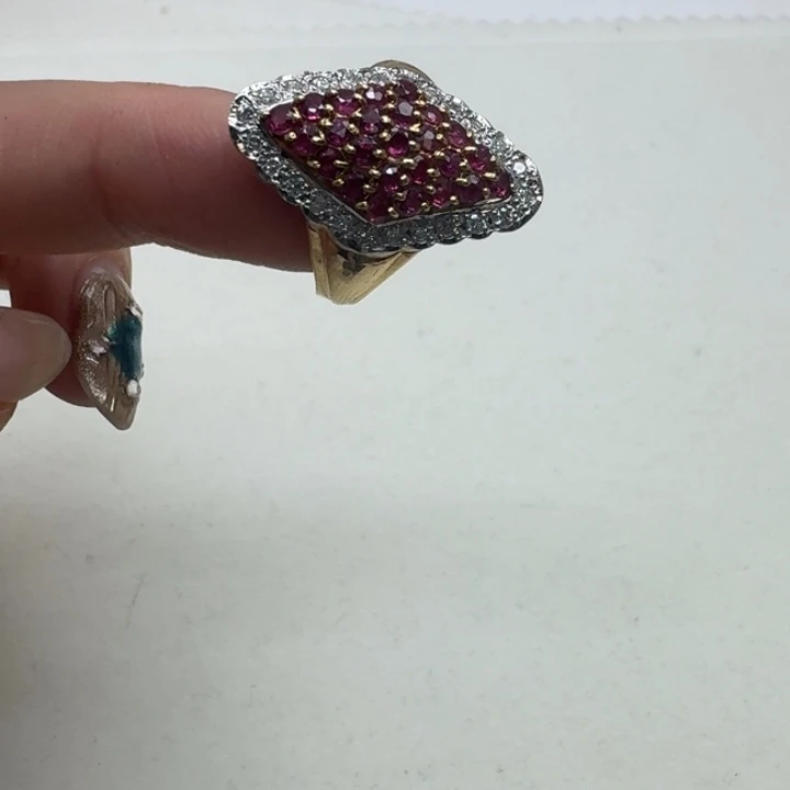 红宝石戒指未镶嵌