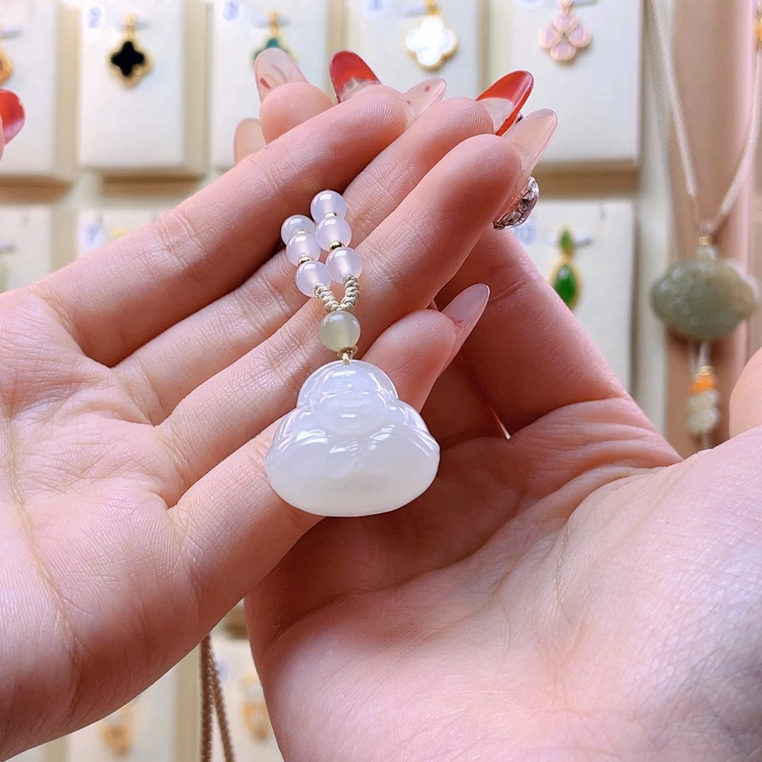 和田玉吊坠(赠链)未镶嵌丁*洛