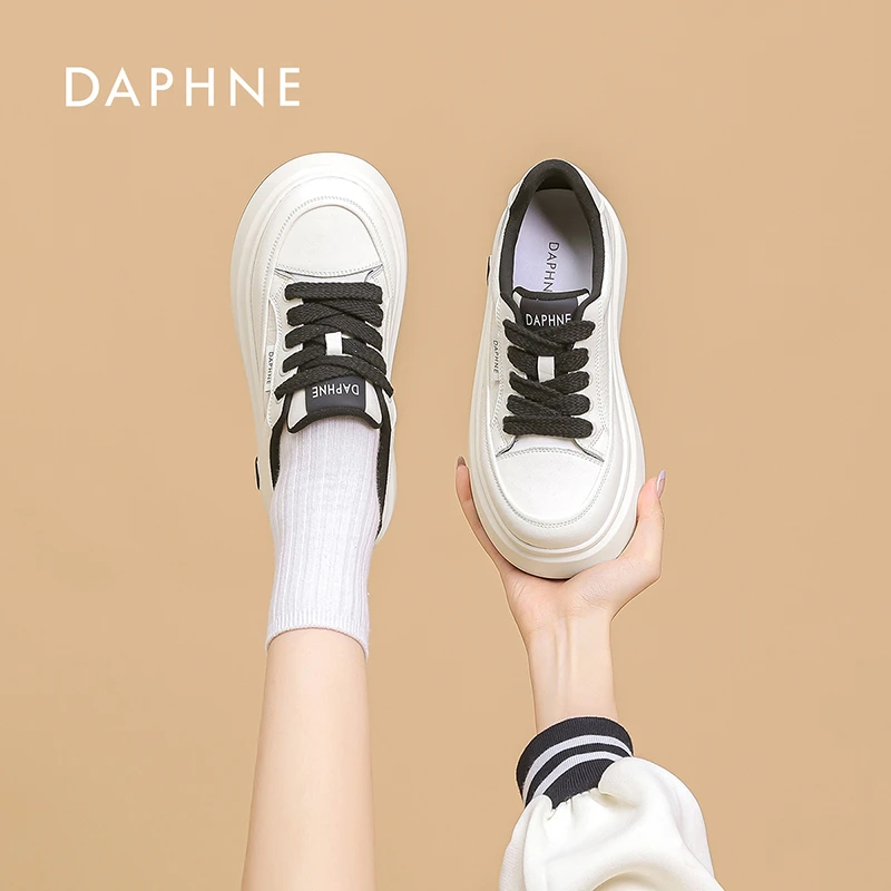 达芙妮女鞋2025春季板鞋百搭新款爆款增高休闲舒适小白鞋经典L