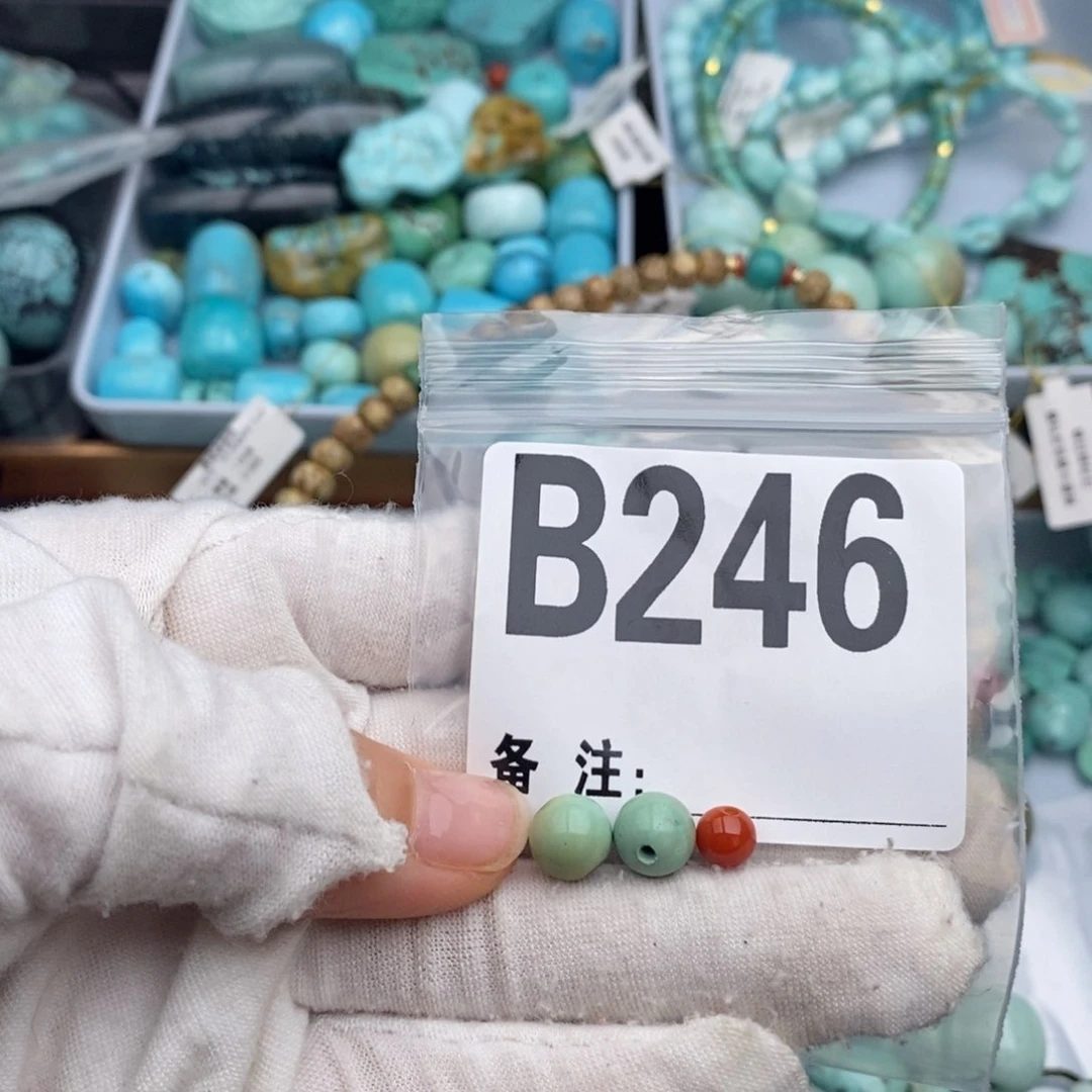 未镶嵌卡8圆珠一对南红玛瑙