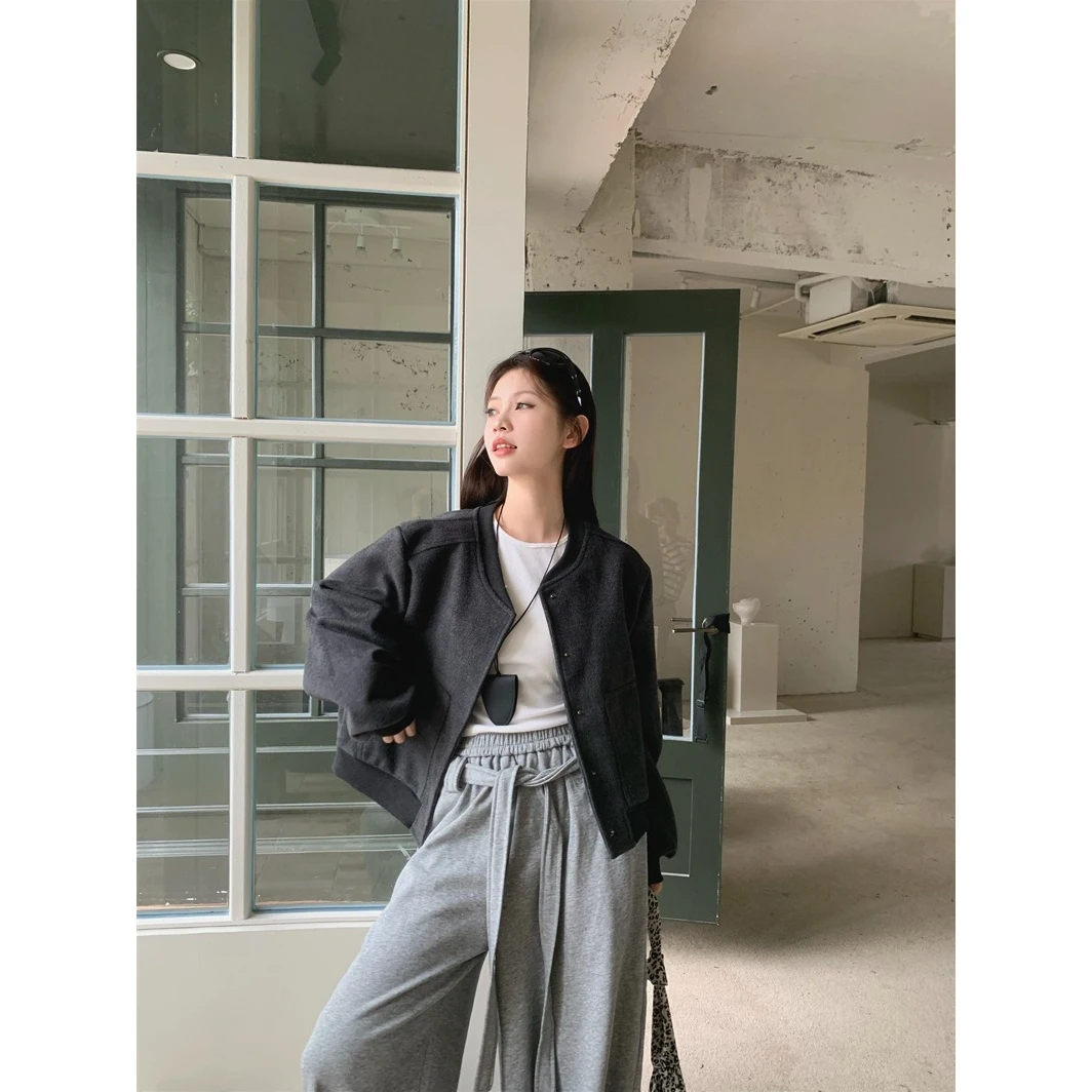 早秋2025新款小众立领毛呢开衫女休闲气质棒球服小个子短外套上衣