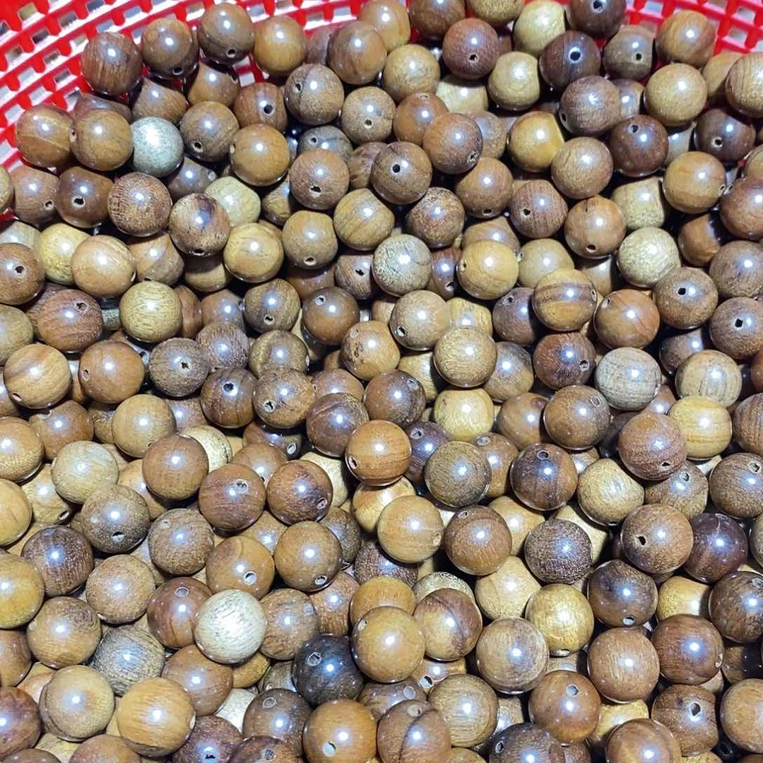 金丝楠哦**嘿小叶0.8散珠