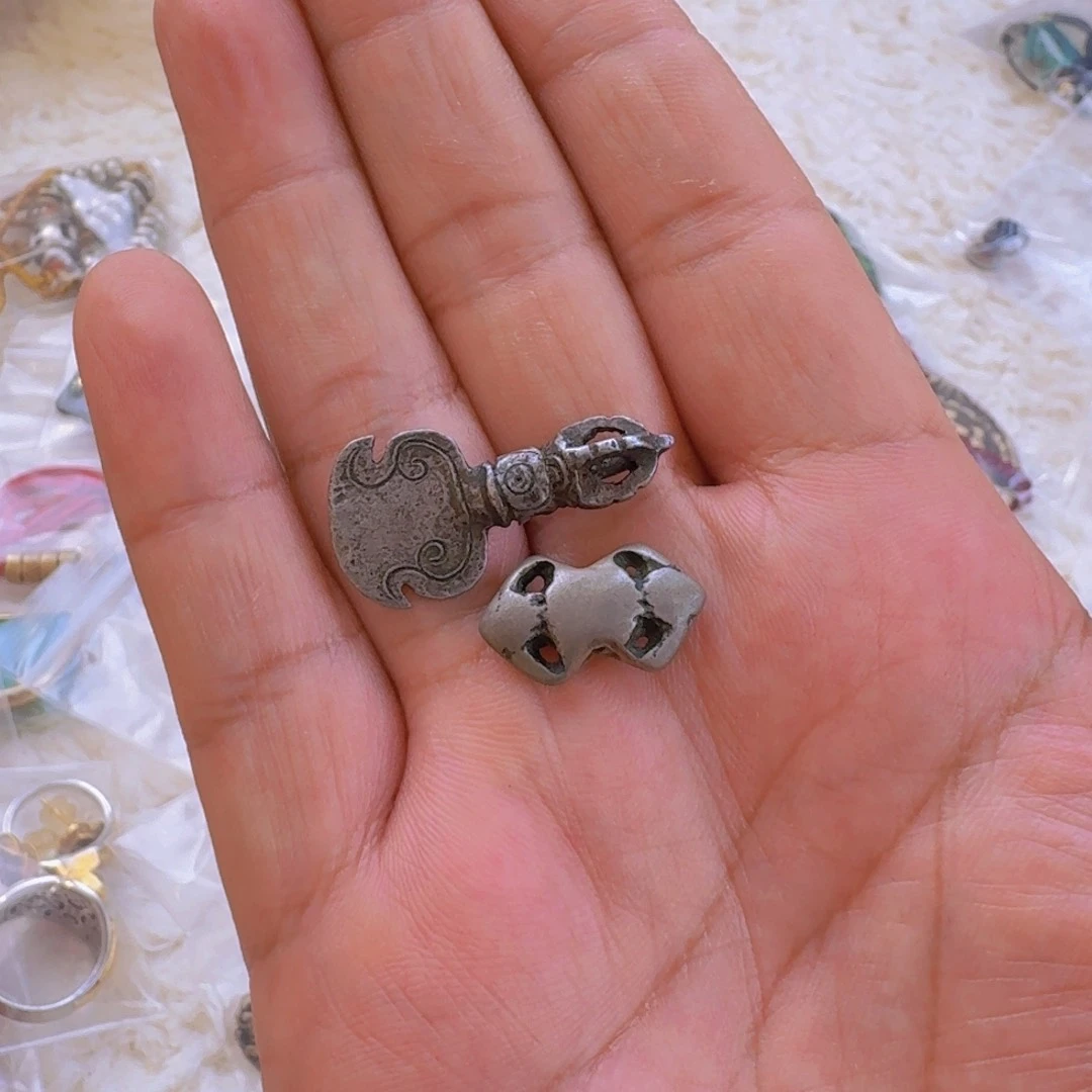 望***小而美的精美钺刀背云