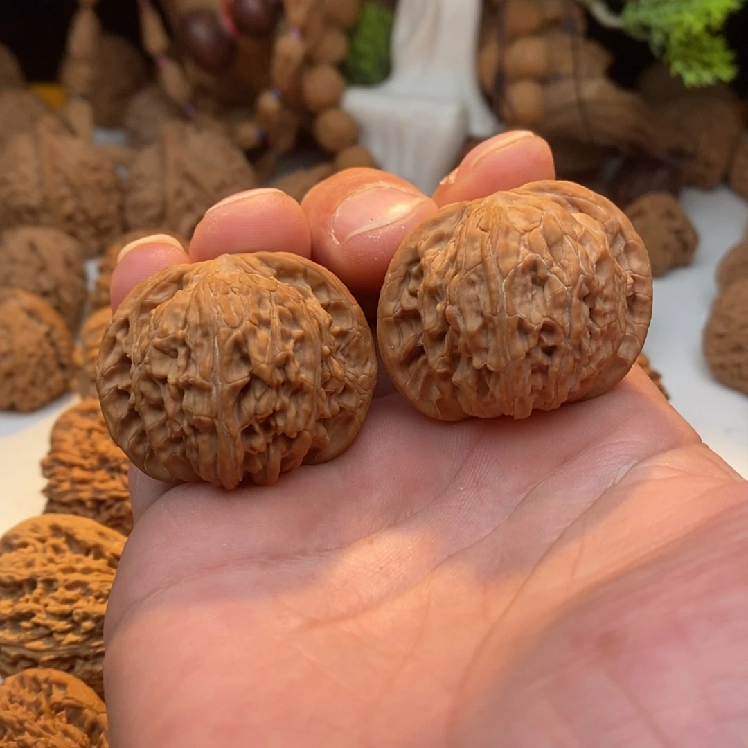 文玩核桃吊坠磨盘42山地