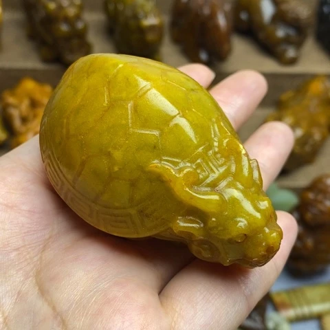 蛇纹石玉未镶嵌颈饰09