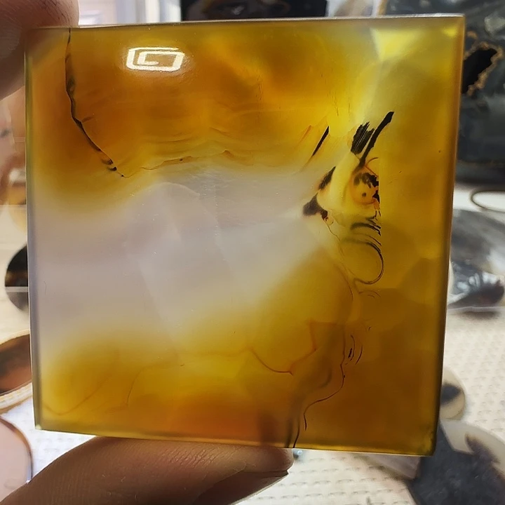 玛瑙/玉髓未镶嵌珠宝奇石