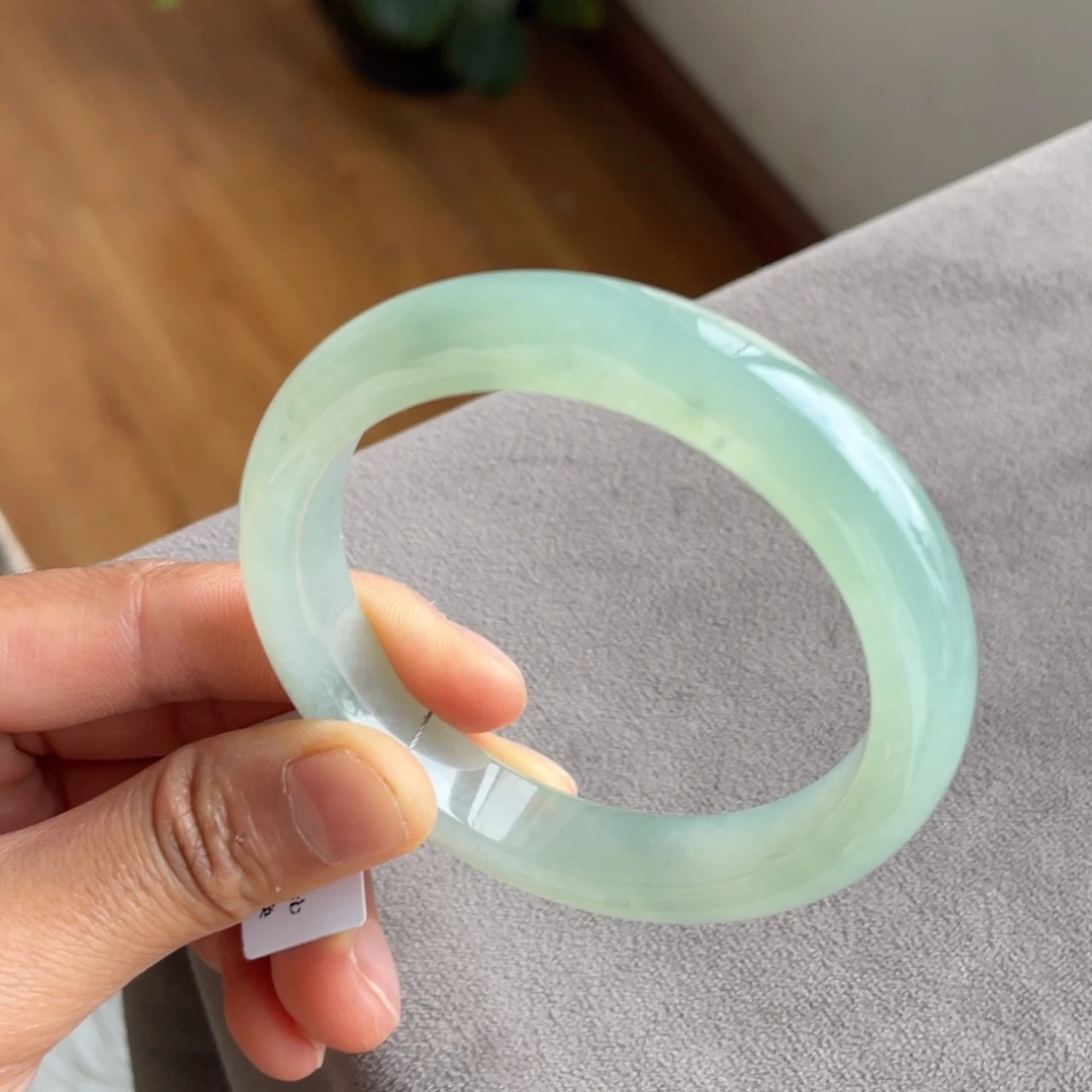 翡翠未镶嵌手镯冰润紫