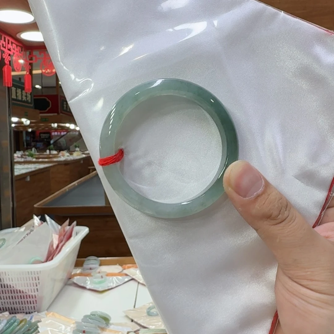 翡翠手镯未镶嵌买断