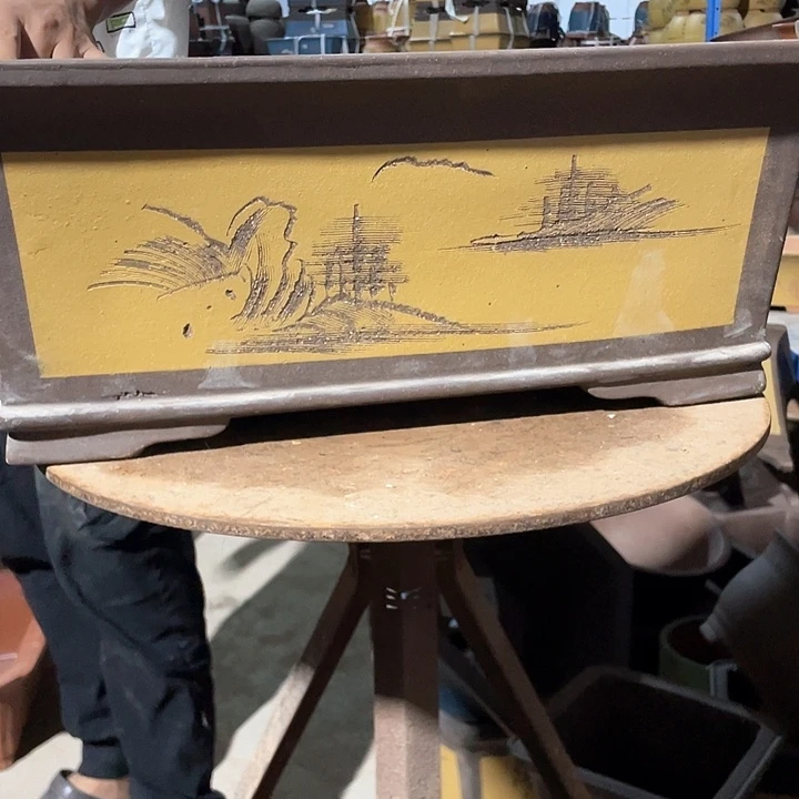 新品52黄色马槽花盆