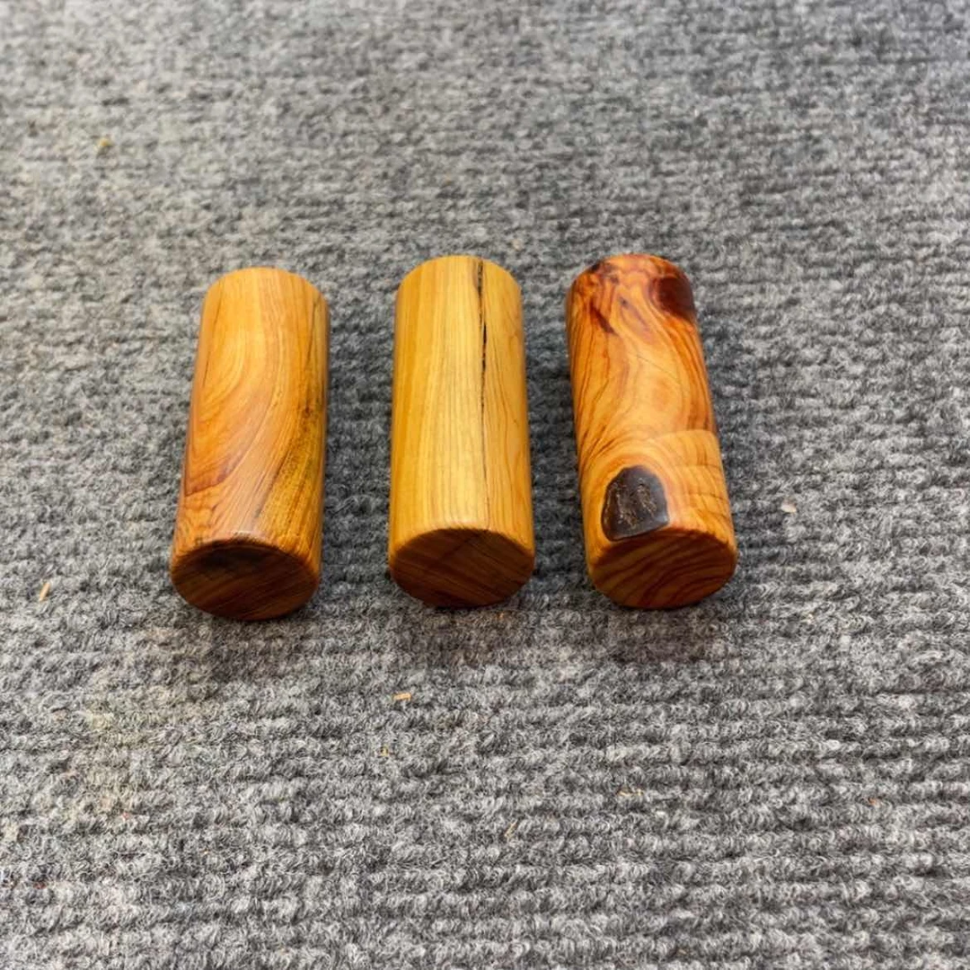 【闪购商品】柏木（崖柏）到手一根，带结香，介意别拍