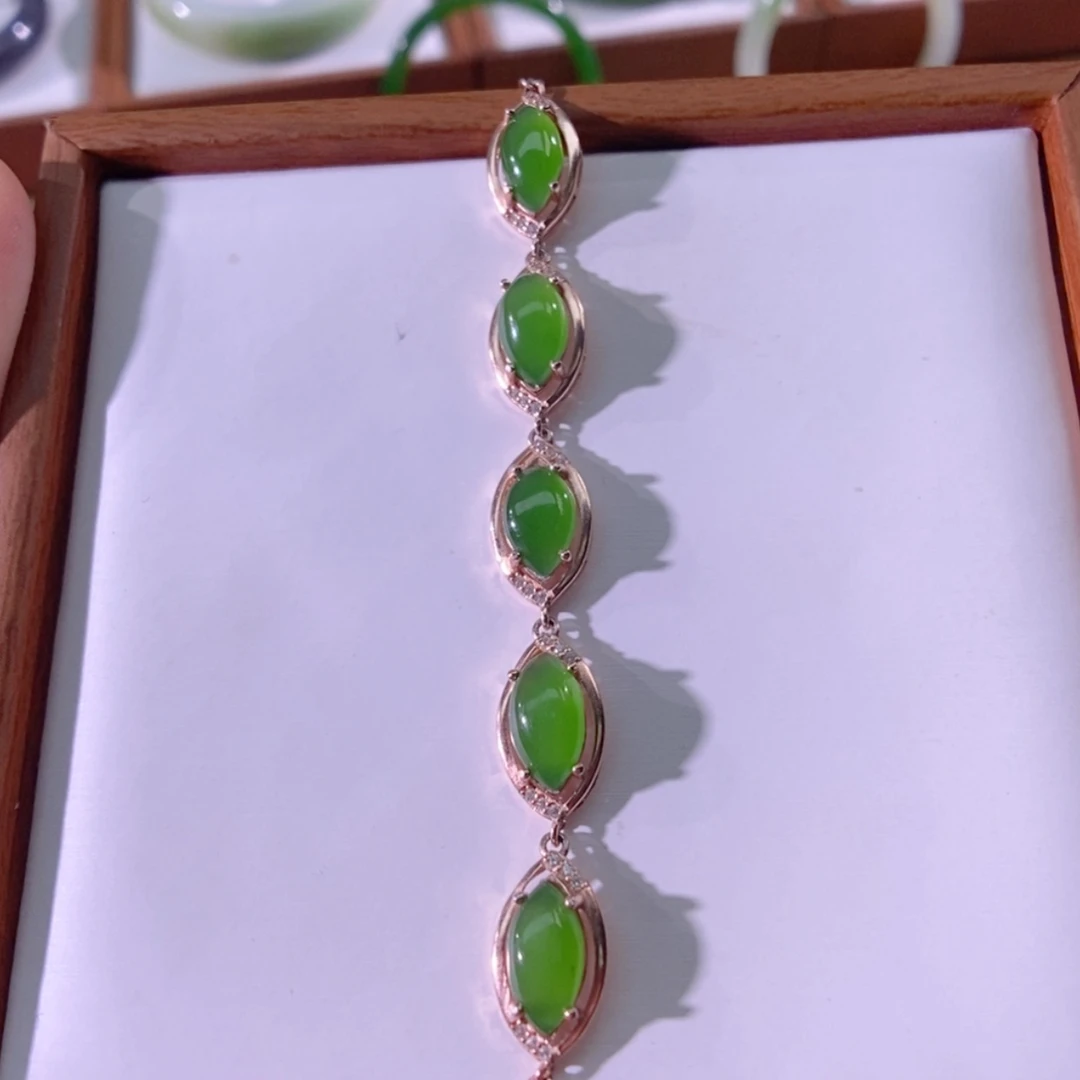 【闪购商品】未镶嵌手链和田玉（碧玉）