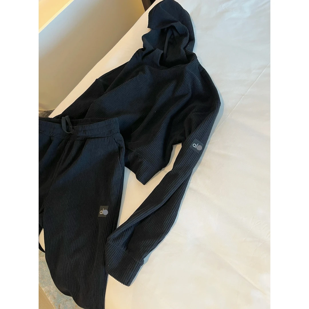 新款女装禅意仙气飘飘多巴胺服装女酷飒风女装高级感休闲运动套装