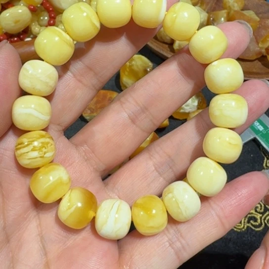 定制琥珀未镶嵌蜜蜡