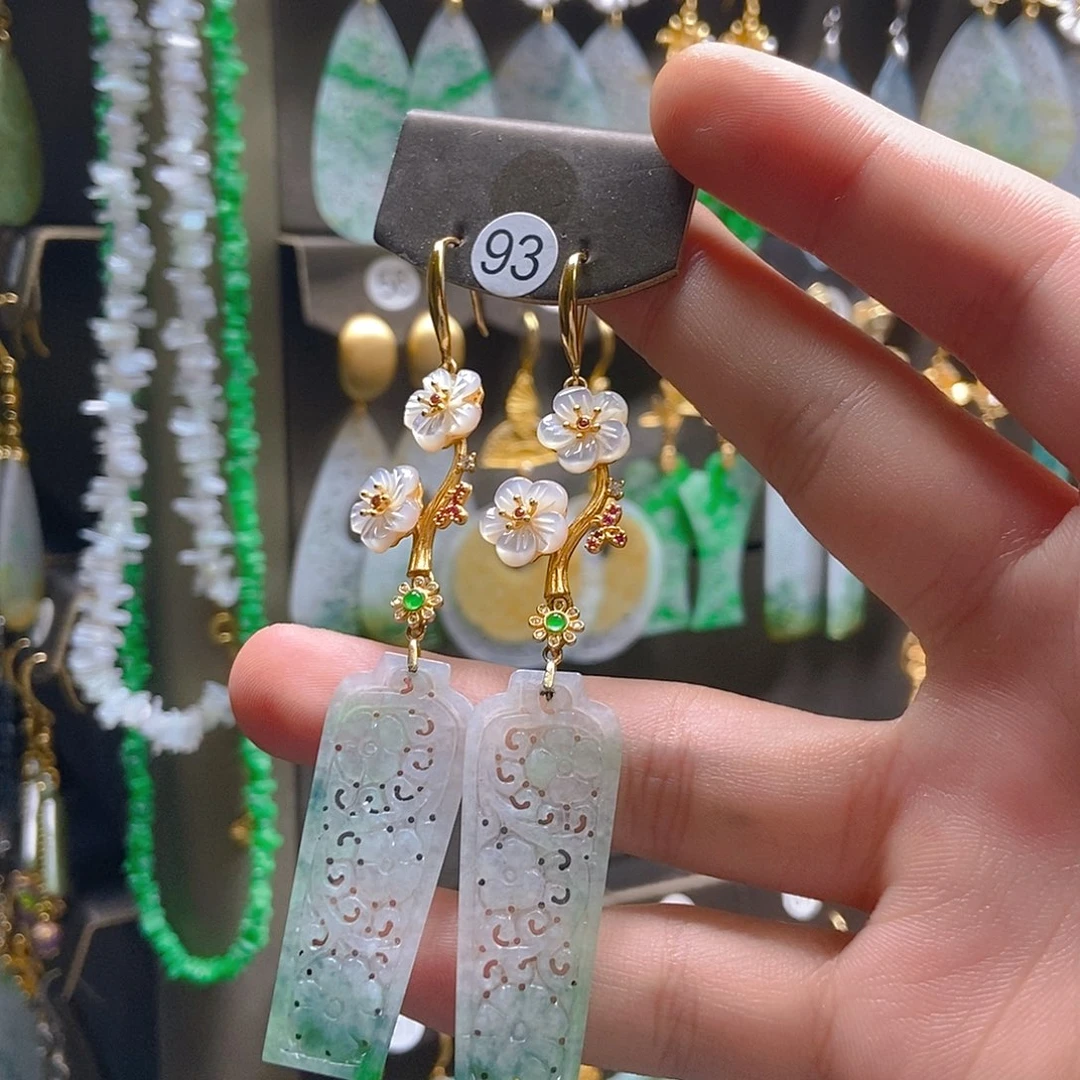 翡翠未镶嵌耳饰翡翠