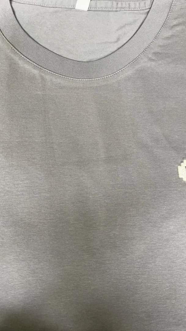 26（骨折）高街圆领短袖T恤胸前印花时尚夏季