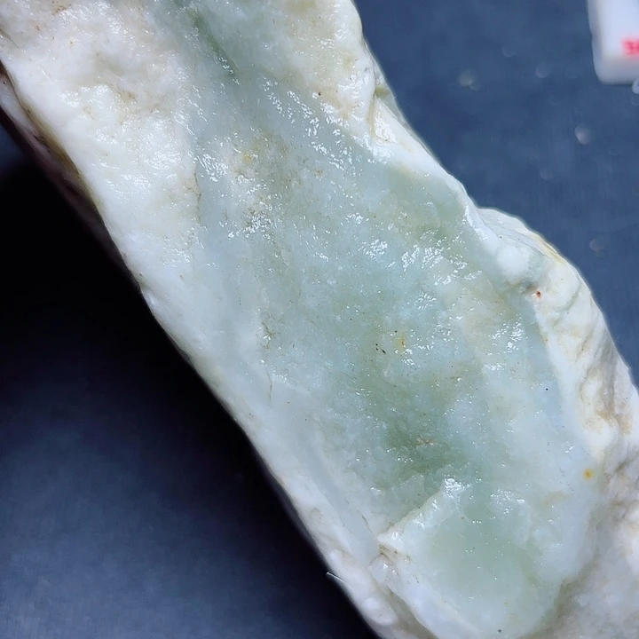 未镶嵌和田玉（糖玉）珠宝奇石