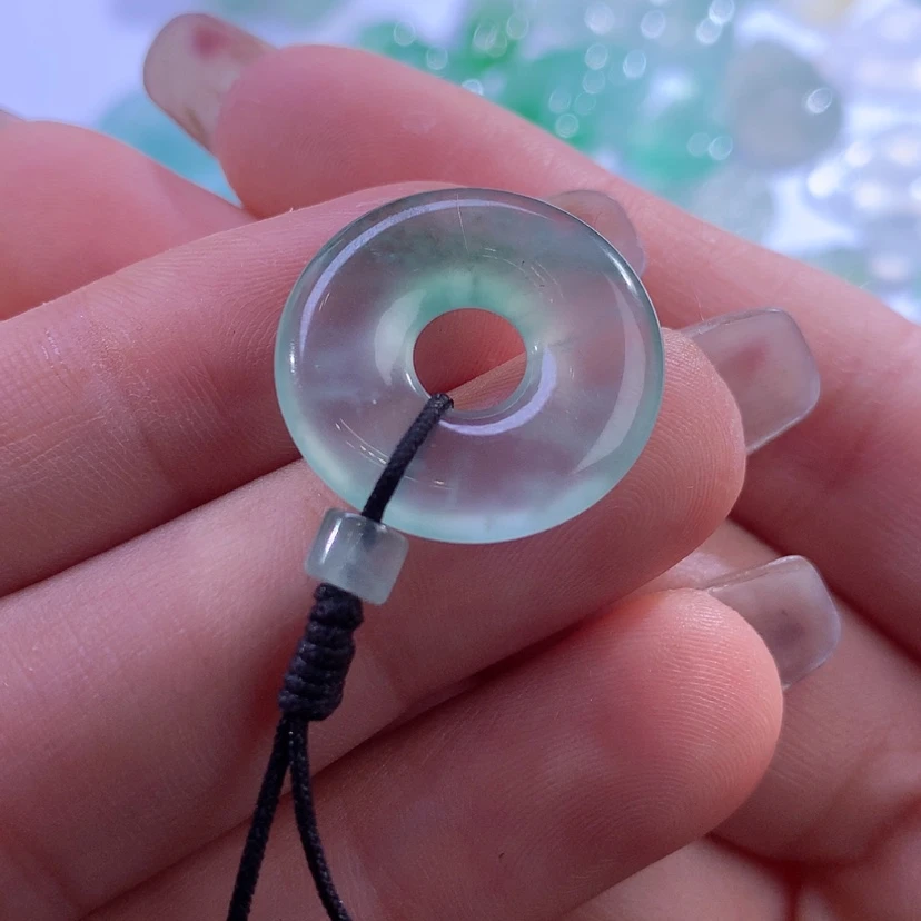 【闪购商品】翡翠未镶嵌颈饰缅甸的