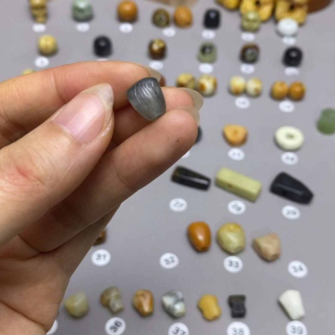 蛇纹石玉配饰合金柒*夜