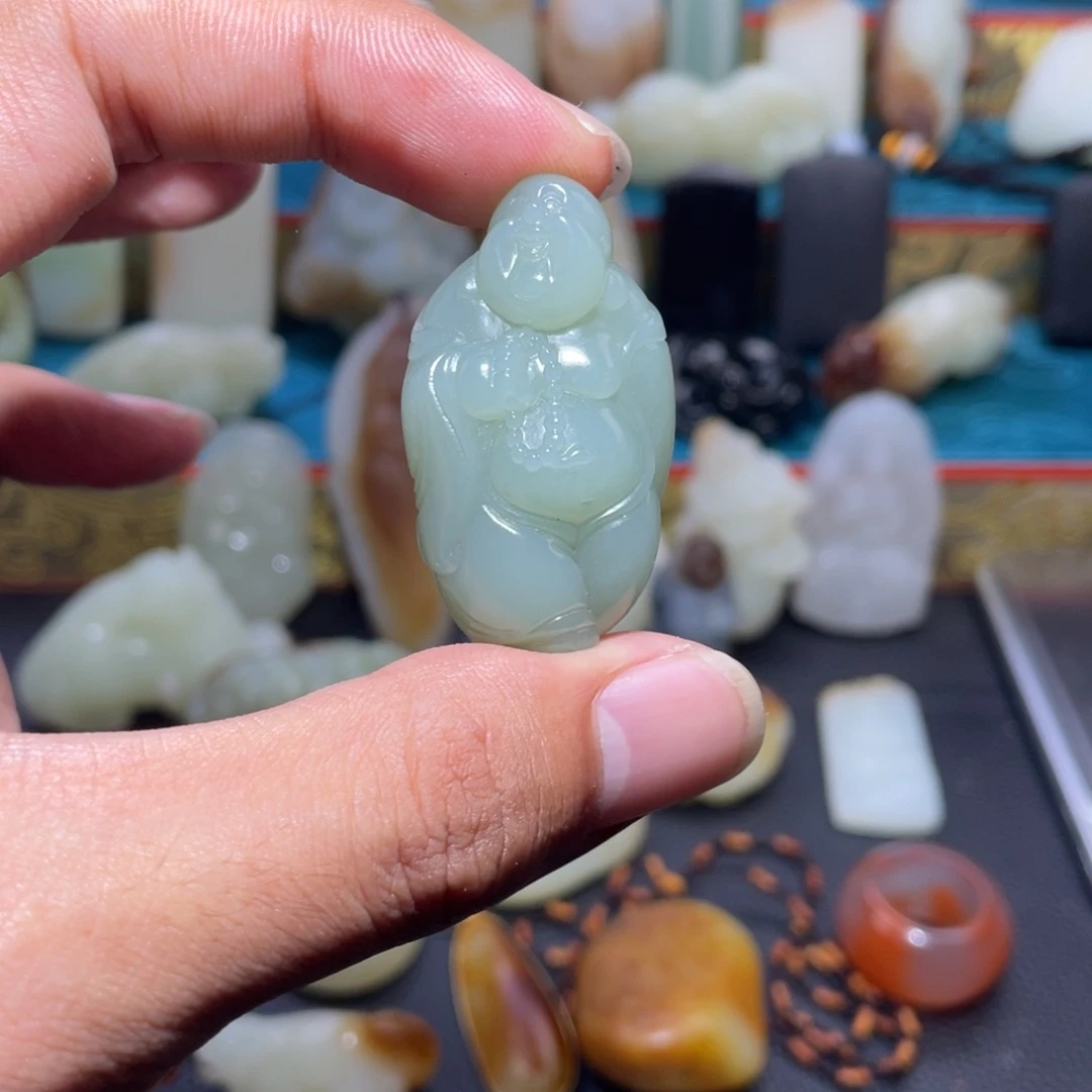 和田玉未镶嵌挂件