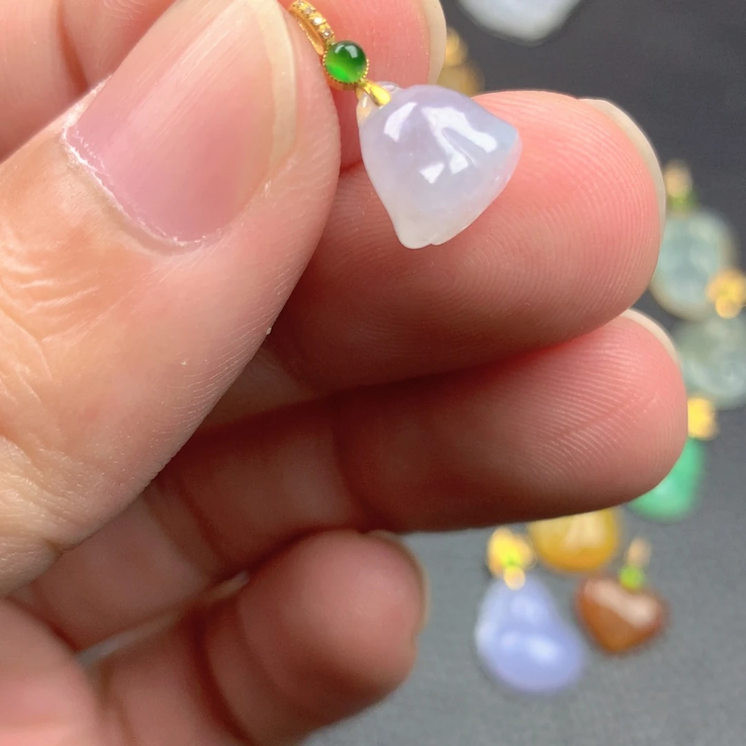 【闪购商品】颈饰18K金镶嵌翡翠翡翠