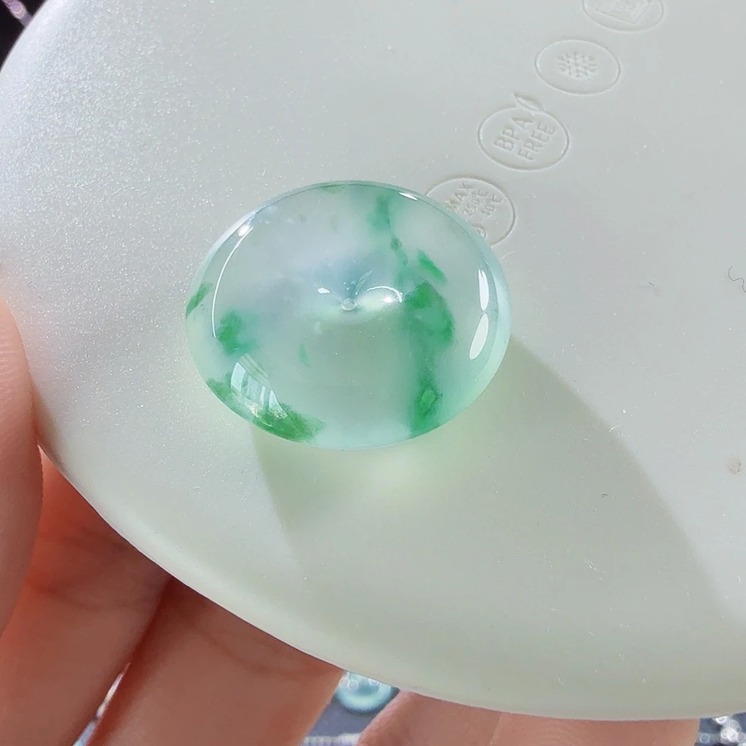 颈饰未镶嵌翡翠胖厚扣