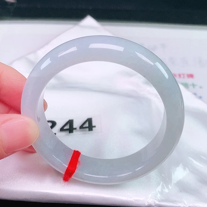 翡翠未镶嵌手镯244