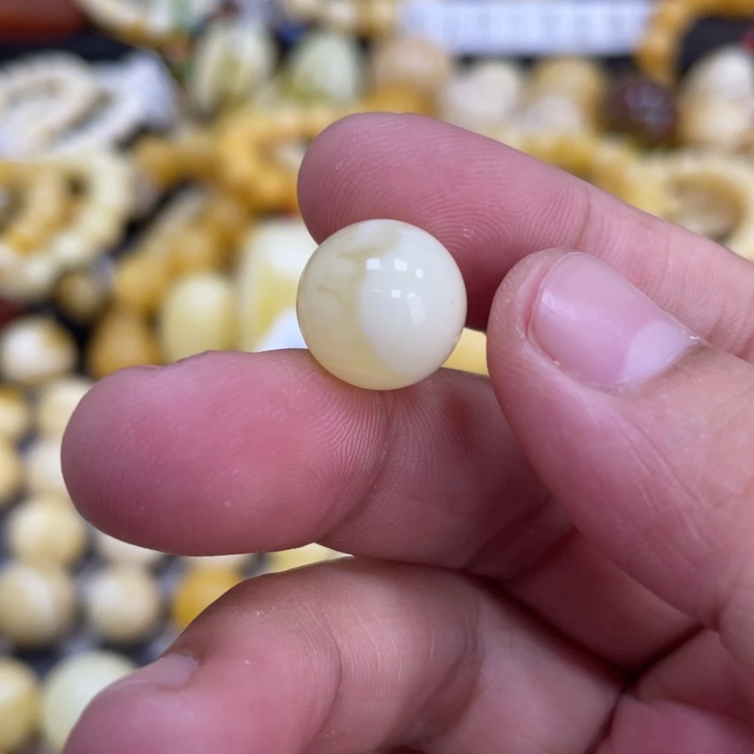 未镶嵌琥珀裸石13mm福利款
