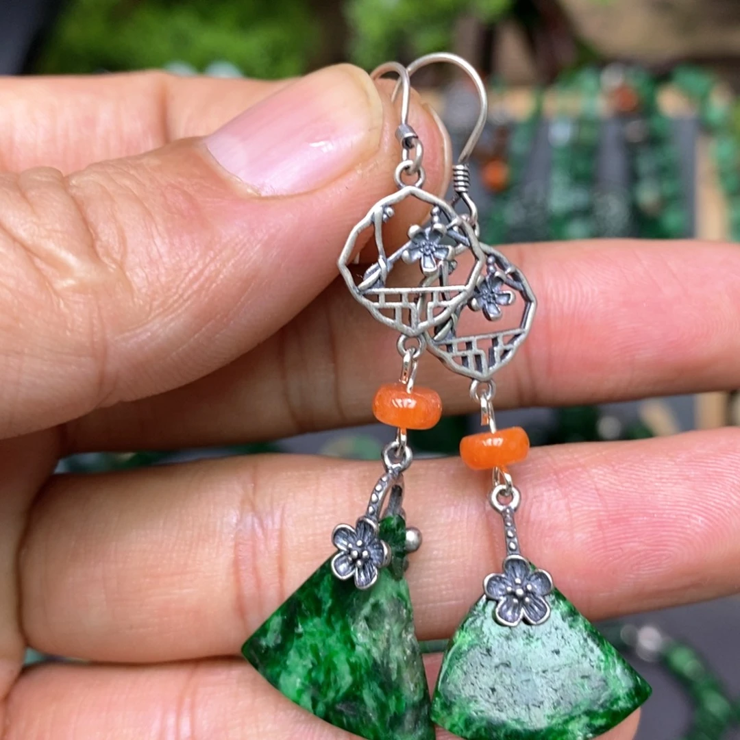 翡翠耳饰银S925镶嵌似**昔漂亮美眉