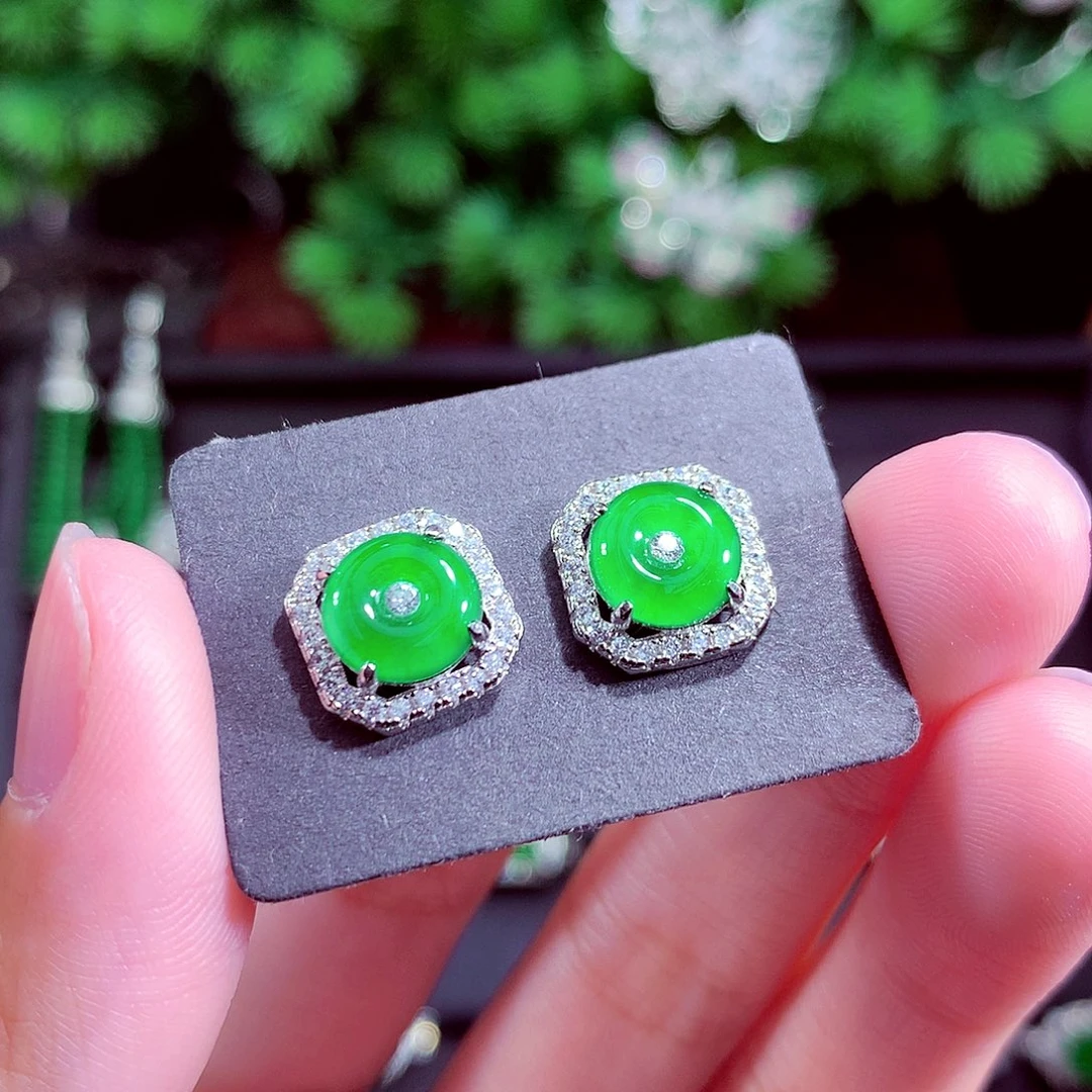 颈饰未镶嵌翡翠天然