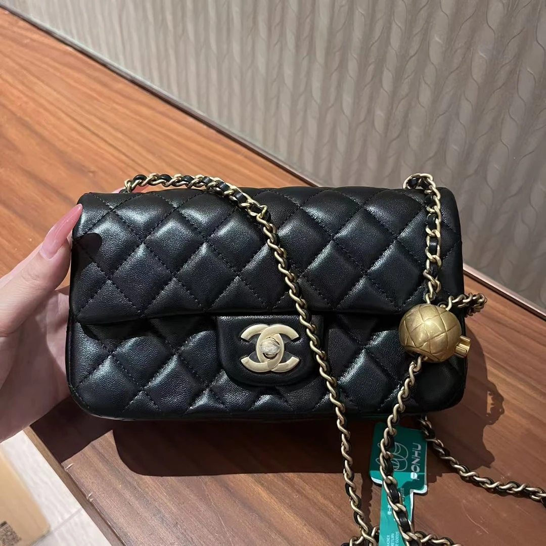 99新 Chanel/香奈儿 壹臻包展/24金球大ｍｉｎｉ单肩包/09160938
