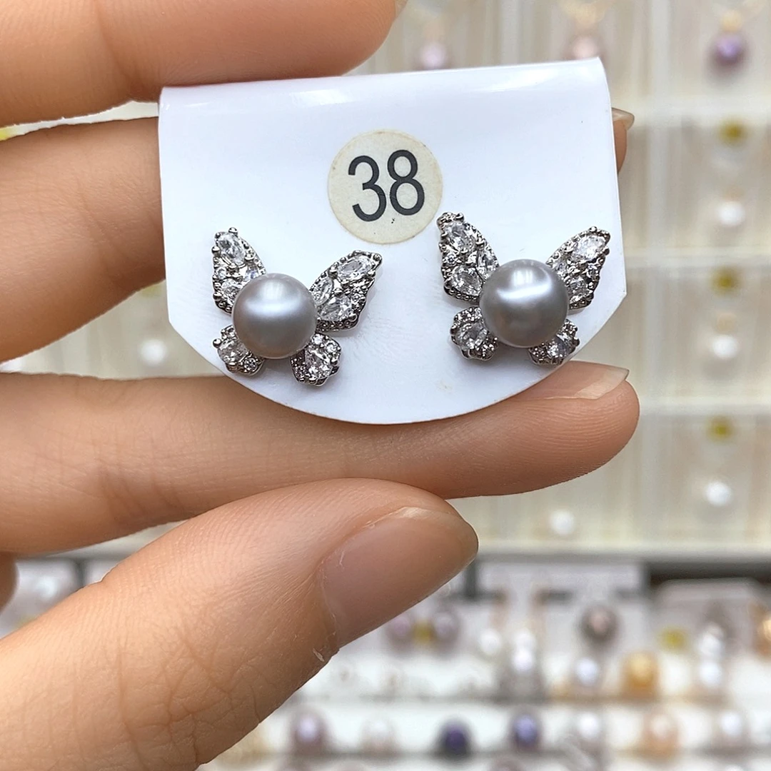 淡水珍珠合金颈饰