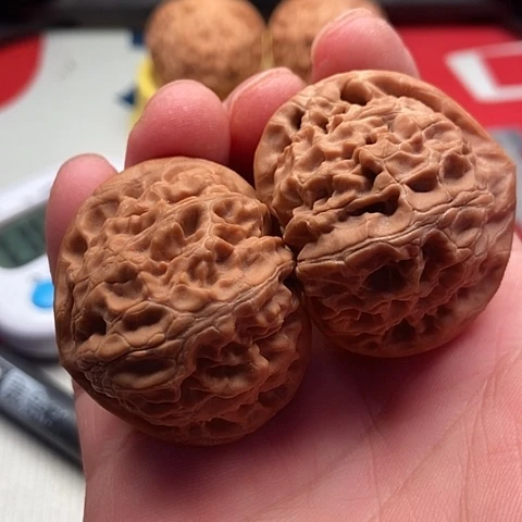 专***饰文玩核桃把件宫灯