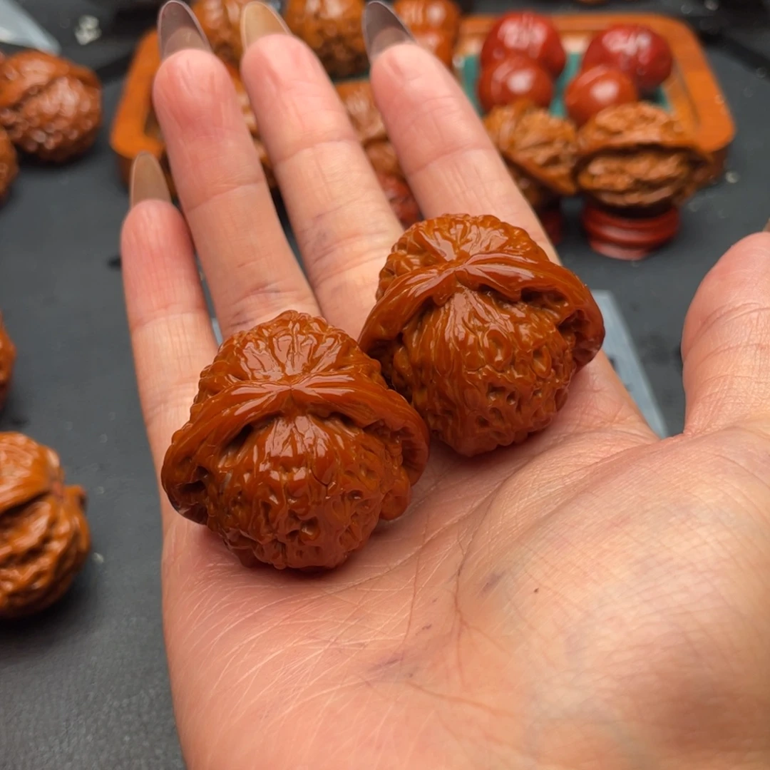 把件文玩核桃白狮子