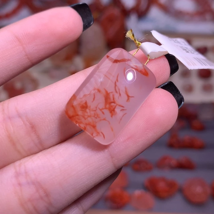 南红玛瑙未镶嵌珠宝半成品冰飘方形吊坠