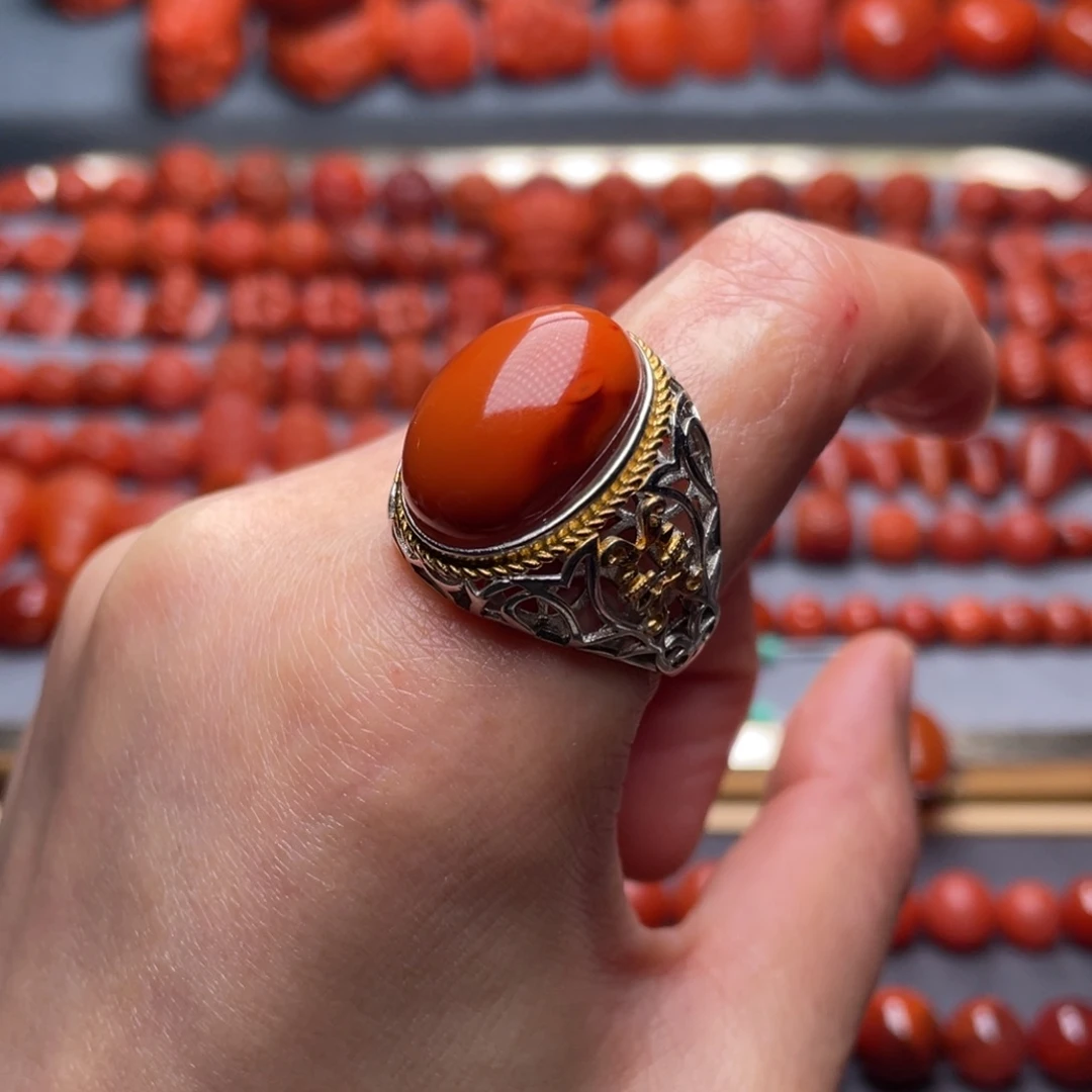 南红玛瑙未镶嵌其他W瓦西双色满肉男戒