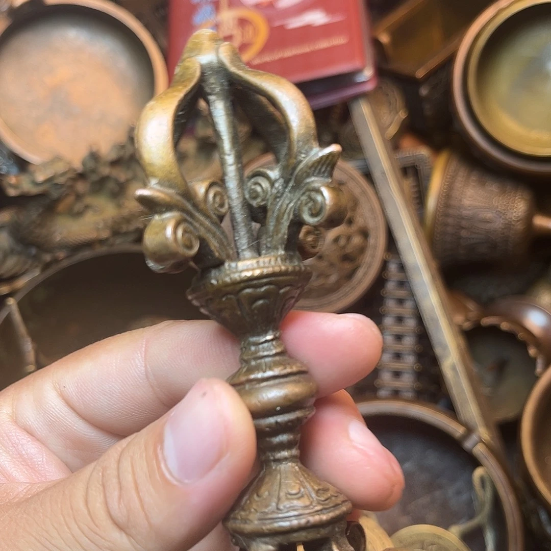 精美铜器工艺品等