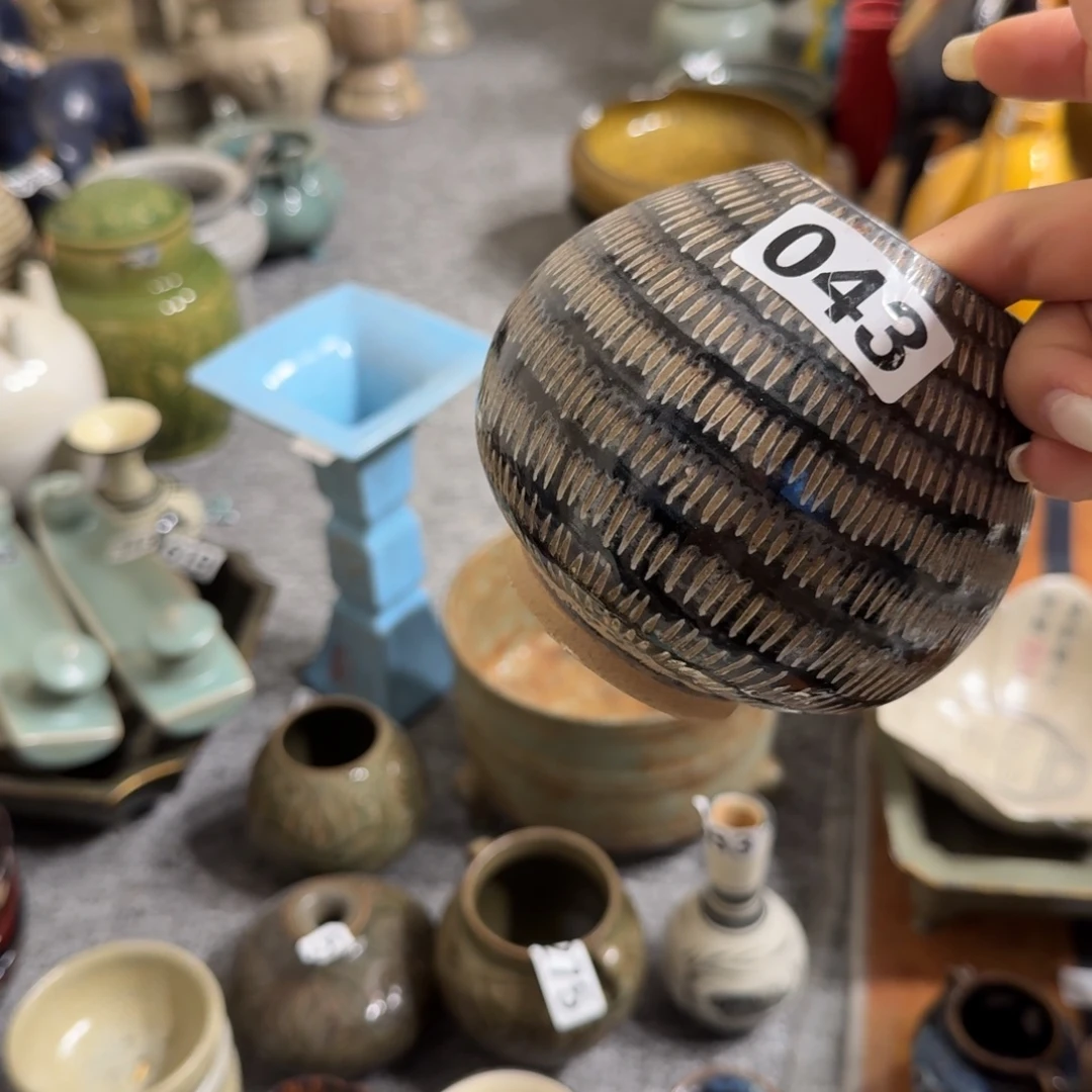 摆件哈哈哈哈043哈哈