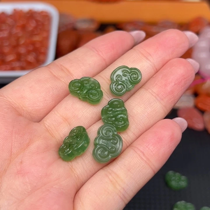 和田玉未镶嵌吊坠(不含链)
