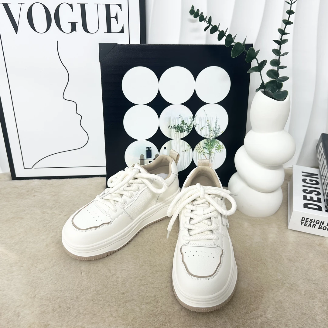 新款气质休闲百搭女士休闲鞋B/JJH/8658