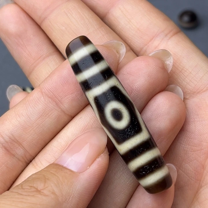 9***4玛瑙/玉髓未镶嵌珠宝半成品