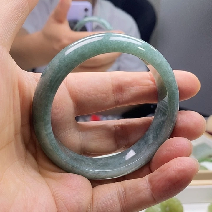 未镶嵌手镯翡翠翡翠