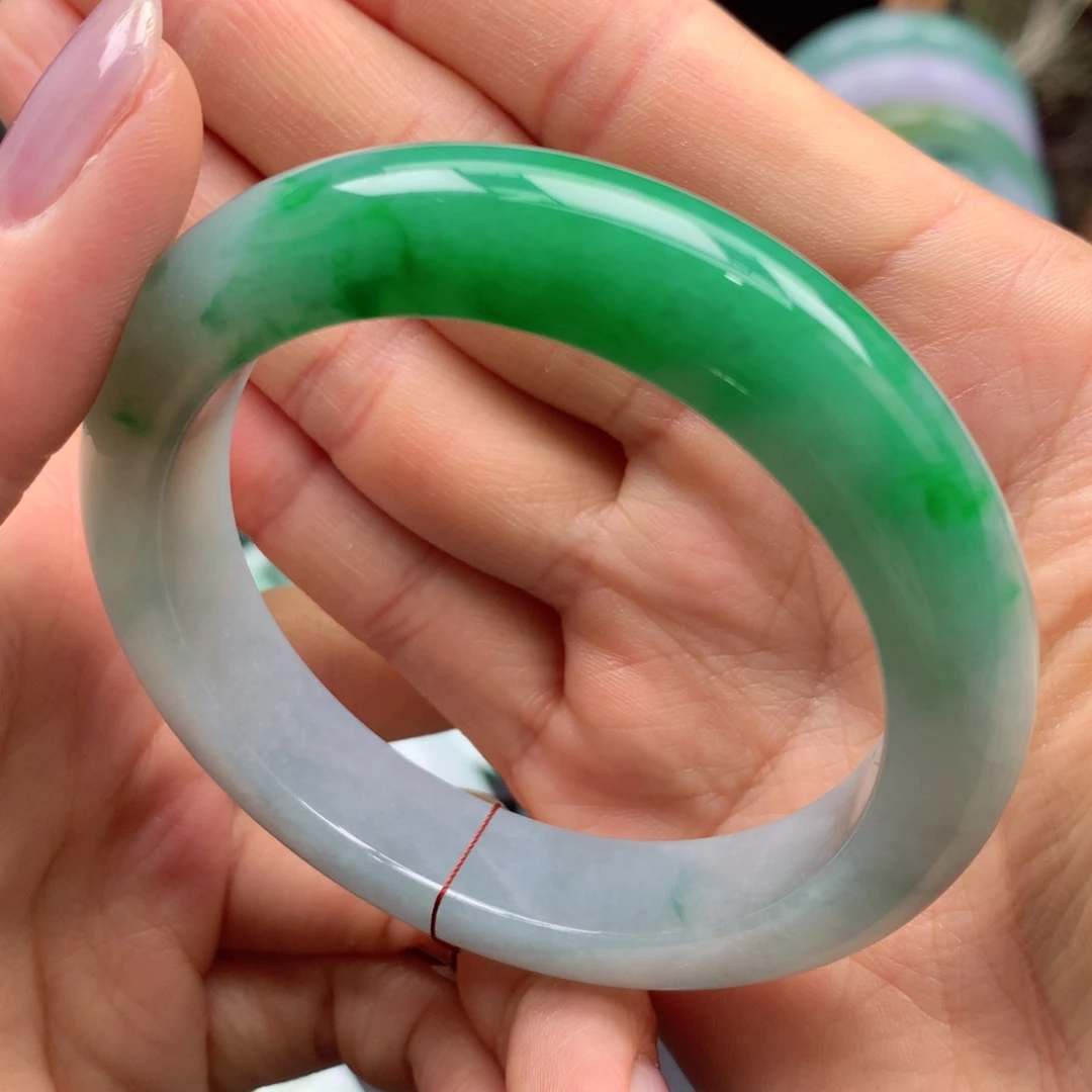 翡翠手镯未镶嵌纯天然缅甸翡翠手镯