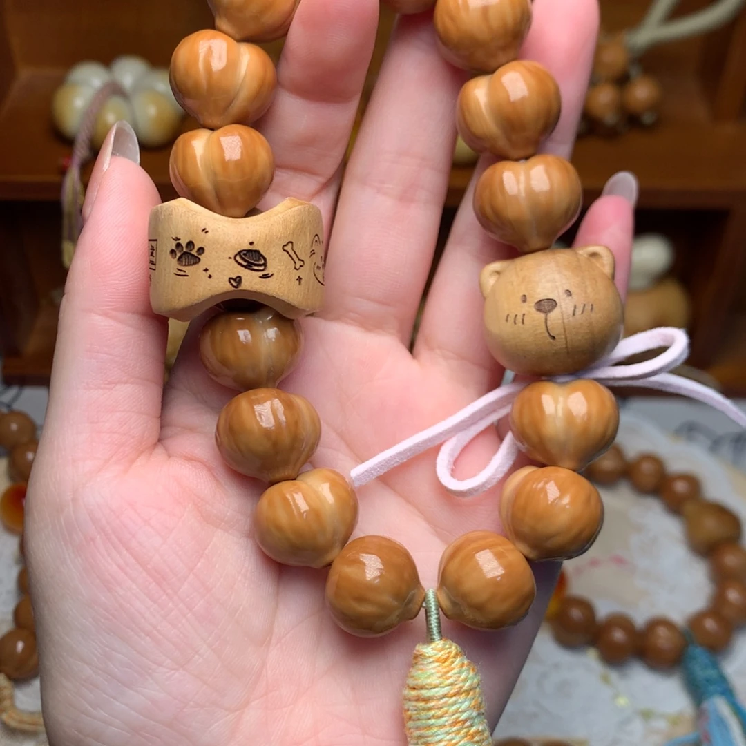 猴头核桃吊坠二代屁桃手持桃木16