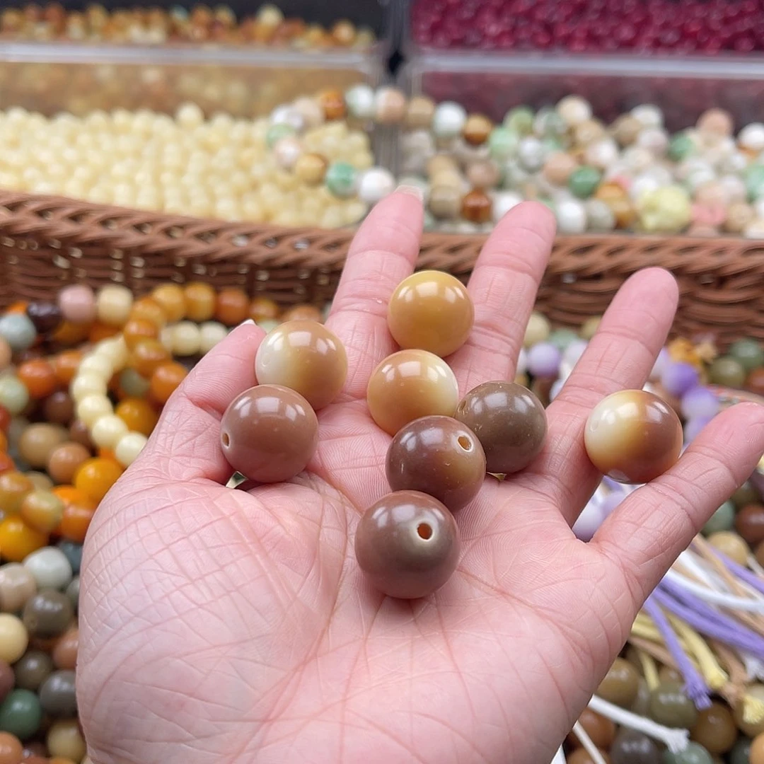 白玉菩提吊坠B/17mm/10+5颗瑕疵