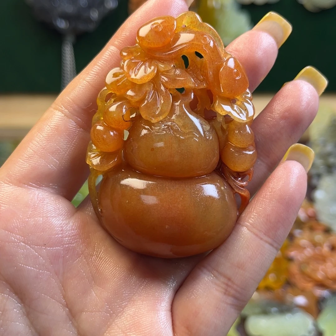 怕***夜蛇纹石玉未镶嵌颈饰