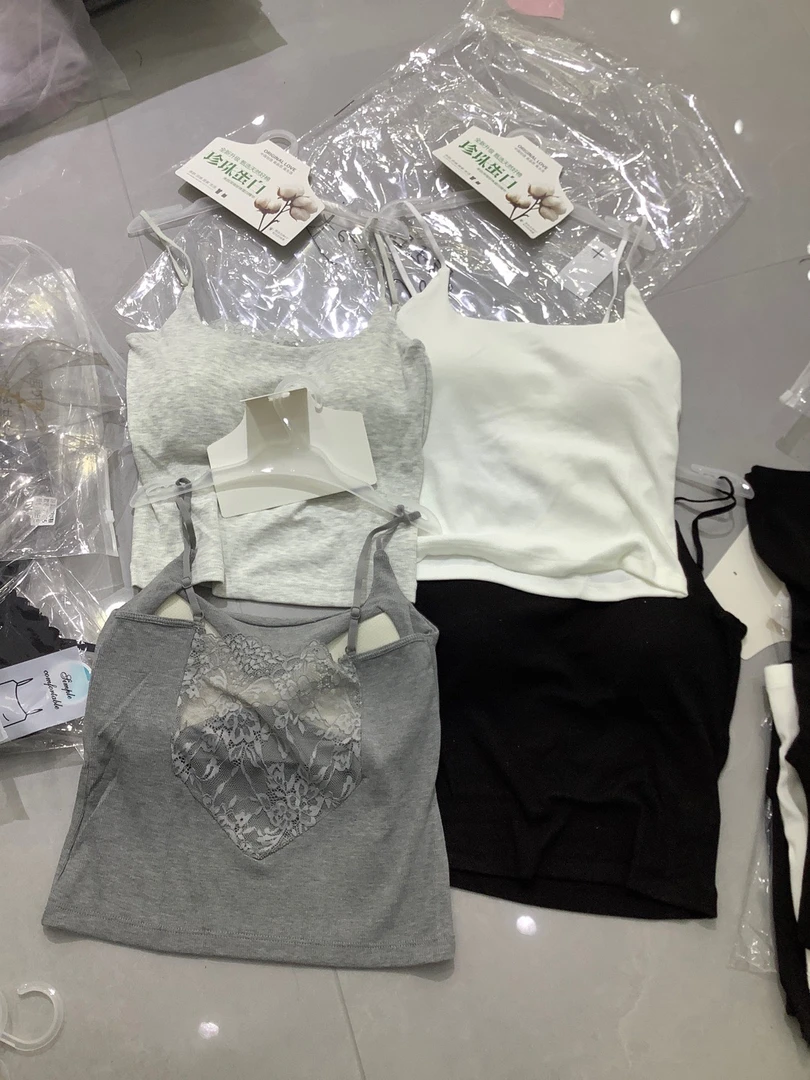 女人屋自带胸垫美背