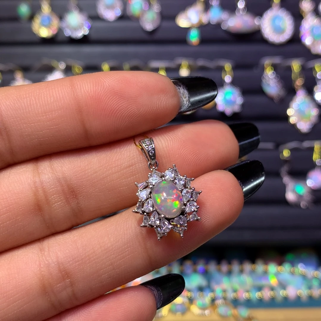 欧泊银S925镶嵌吊坠款